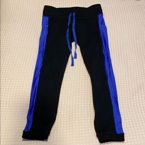 Fabletics leggings (mid calf length)